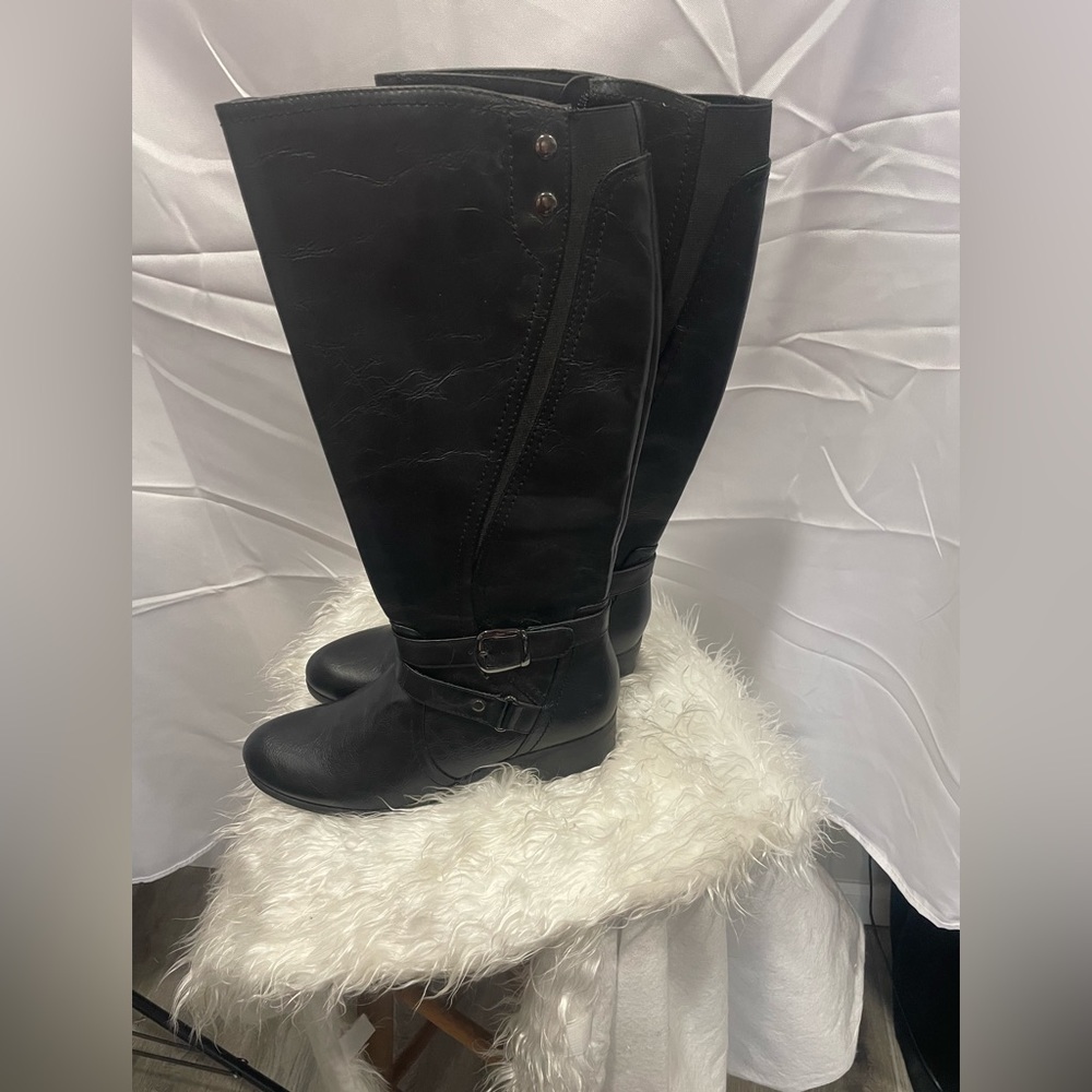 Ladies riding boot